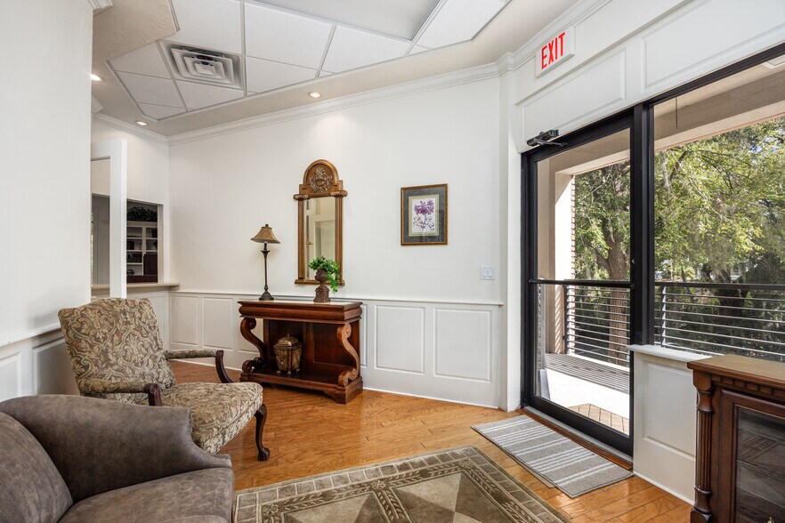 More Photos Of 2750 NW 43rd St, Gainesville Office For Lease