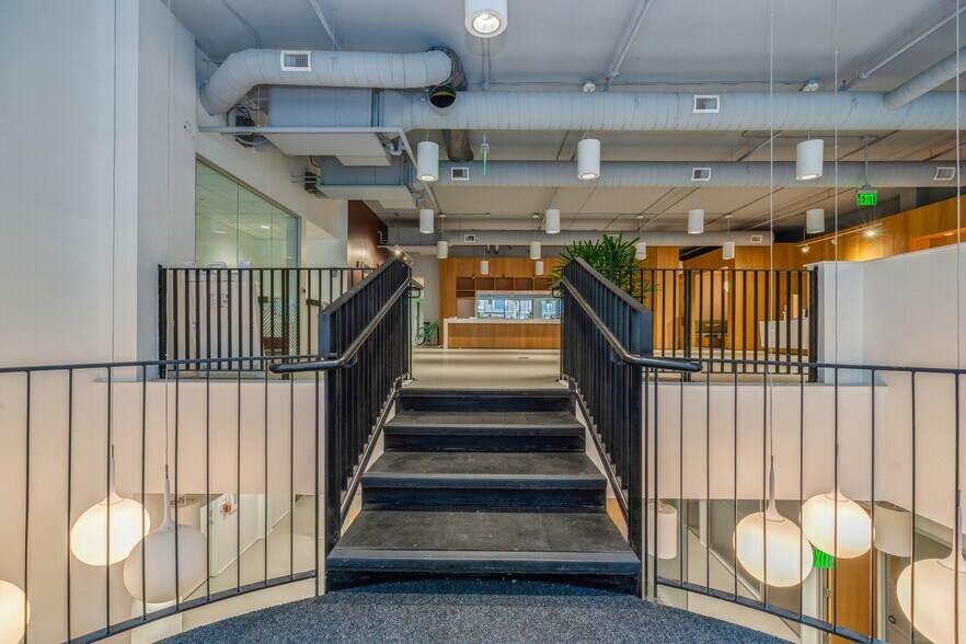 More Photos Of 1624-1628 Locust St, Philadelphia Office For Lease