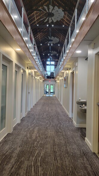 More Photos Of 119 Griswold St, Glastonbury Loft Creative Space For Lease