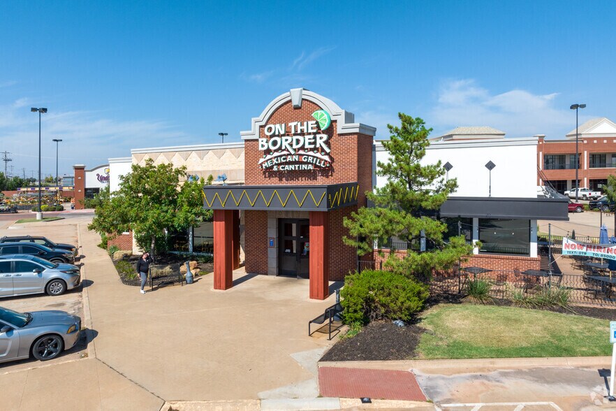 More Photos Of 3209 S Broadway, Edmond Unknown For Lease