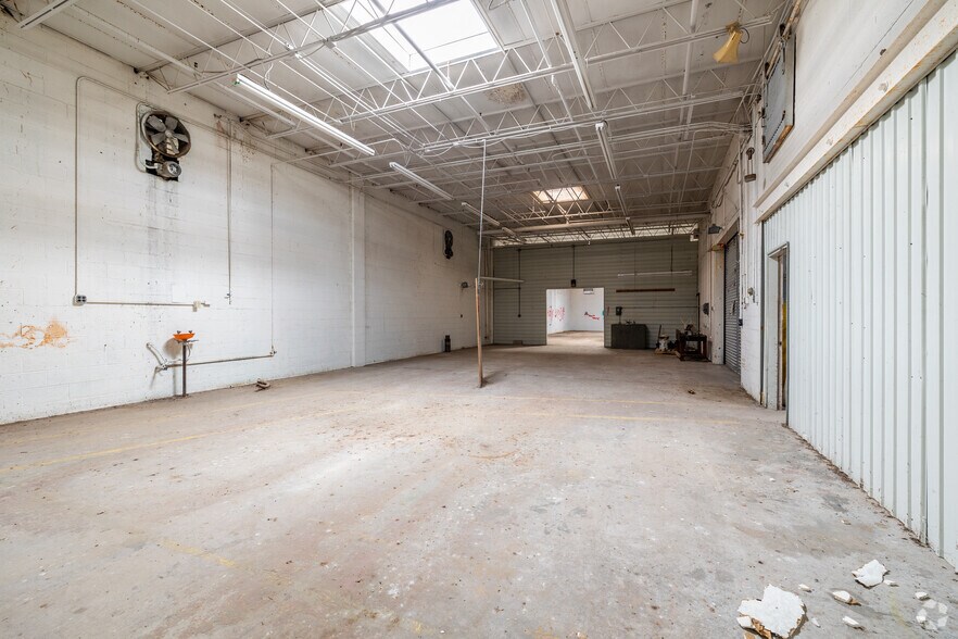More Photos Of 630 George St, Marshfield Warehouse For Sale