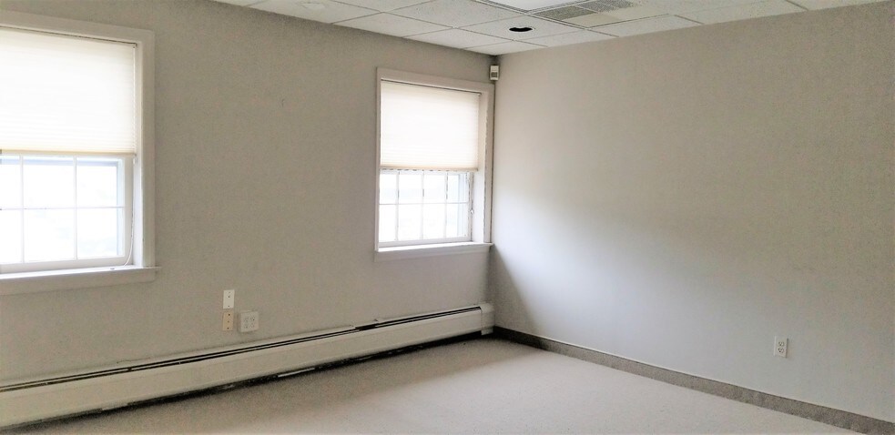 More Photos Of 1111 Clifton Ave, Clifton Medical For Lease