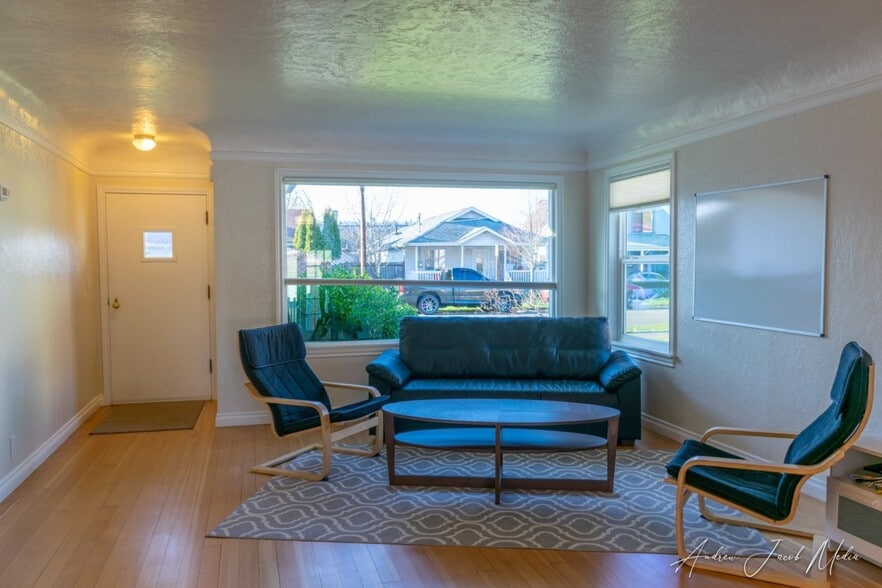 More Photos Of 436 Wells Ave N, Renton Apartments For Sale