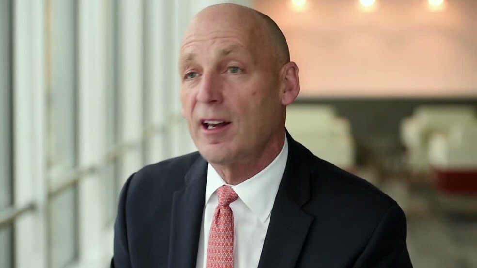 More Photos Of 901 Main St, Dallas Office For Lease