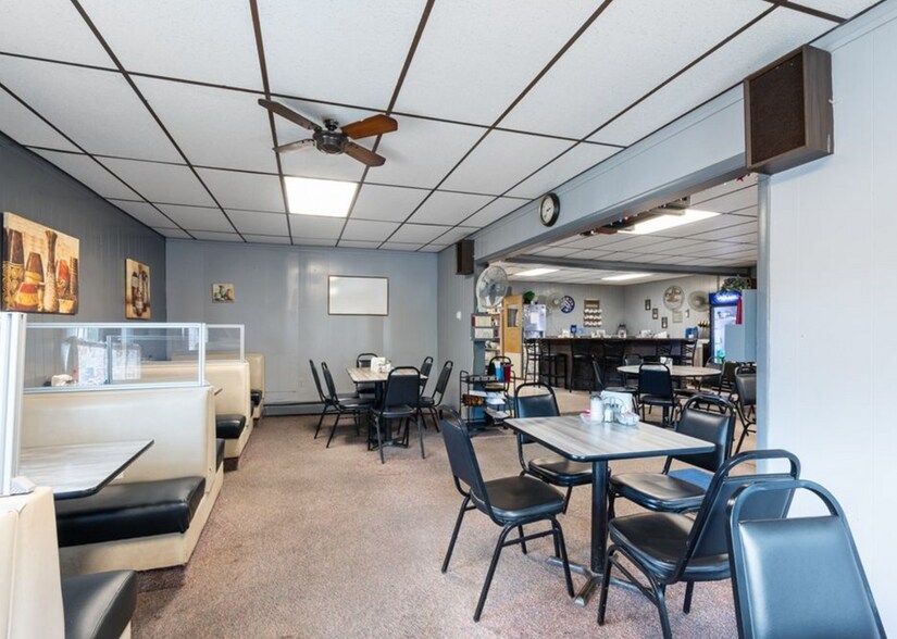 More Photos Of 6014 New Hartford St, Wolcott Restaurant For Sale