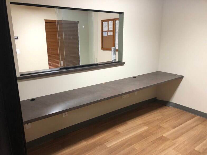 More Photos Of 12183 Locksley Ln, Auburn Medical For Lease