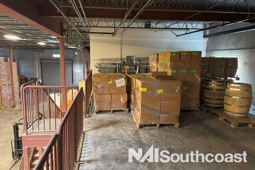 More Photos Of 3250 Saint Lucie Blvd, Fort Pierce Warehouse For Lease