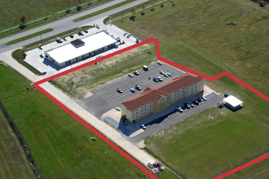 More Photos Of 111 Cajun Way, Amelia Hospitality For Sale