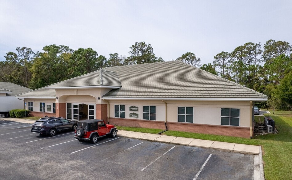 More Photos Of 1685 Eagle harbor Pky, Orange Park Unknown For Lease