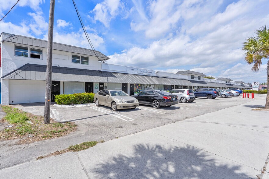 More Photos Of 1311-1401 S Dixie Hwy E, Pompano Beach Freestanding For Sale