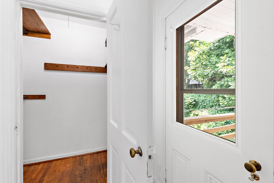 More Photos Of 306 Main St, Parkville Apartments For Sale