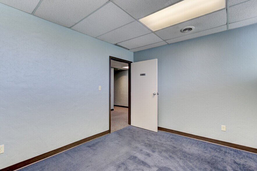 More Photos Of 5622 N Portland Ave, Oklahoma City Medical For Lease