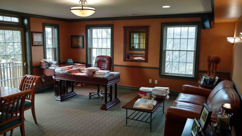 More Photos Of 104 Smith Ave, Mount Kisco Office For Lease