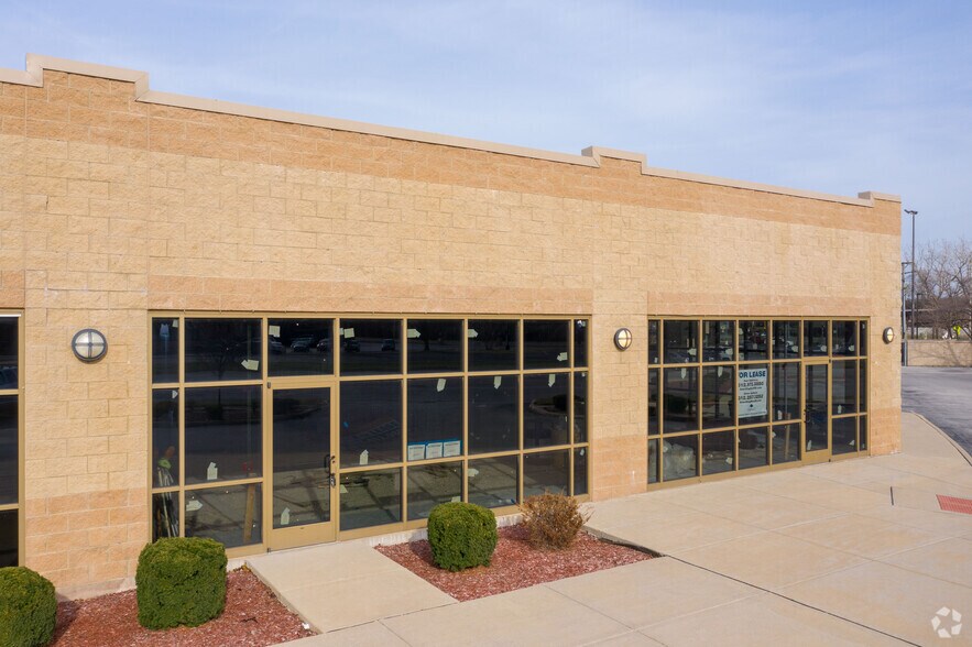 More Photos Of 17499 Dixie Hwy, East Hazel Crest Unknown For Lease