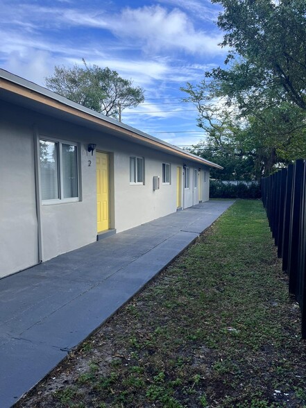 Primary Photo Of 740 NW 4th Ave, Fort Lauderdale Apartments For Sale