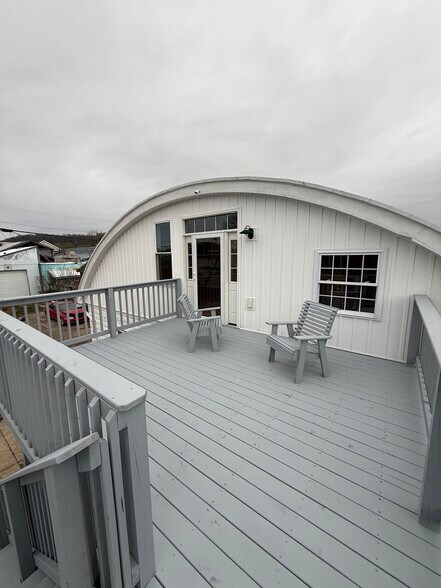 More Photos Of 112 1st St, Perrysville Flex For Lease