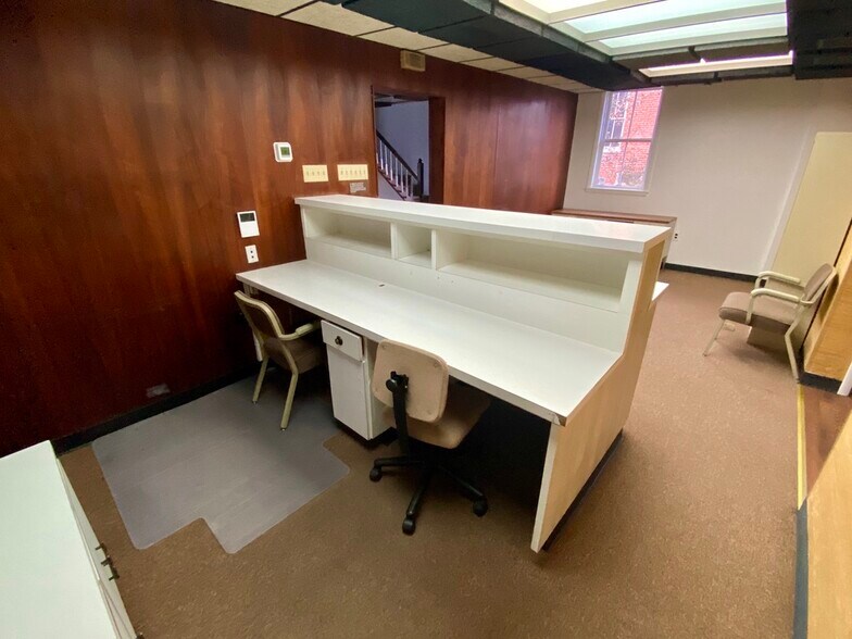 More Photos Of 121 N College St, Martinsburg Medical For Sale