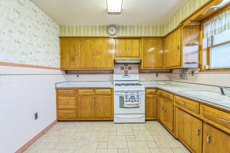 More Photos Of 1718 Rhawn St, Philadelphia Land For Sale