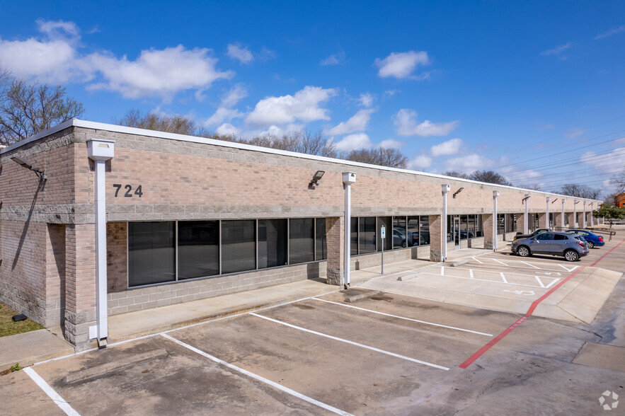 Primary Photo Of 724 Eberhart Ln, Austin Office For Lease