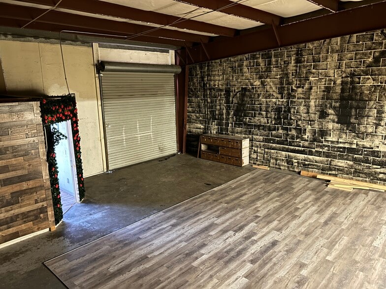 More Photos Of 1011 Commerce Dr, Prescott Warehouse For Lease