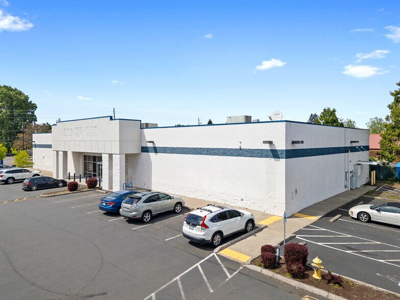 More Photos Of 8313 NE Highway 99, Vancouver Freestanding For Sale