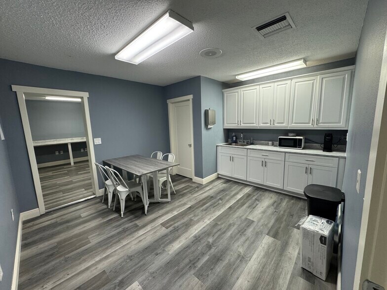 More Photos Of 3875 Nova Rd, Port Orange Medical For Lease