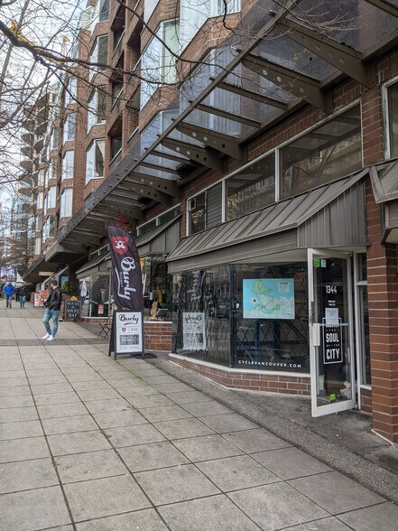 More Photos Of 1348 Burrard St, Vancouver Apartments For Sale