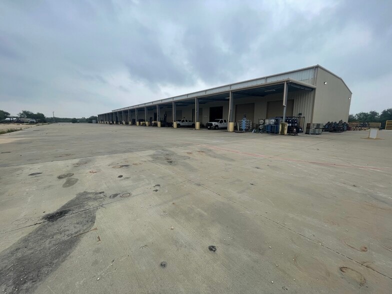 More Photos Of 3765 S US Highway 281, Alice Industrial For Sale