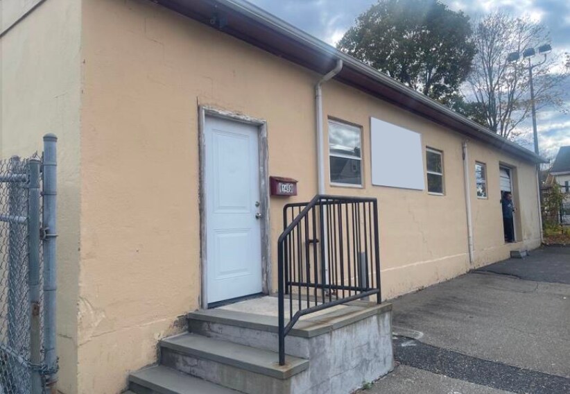 More Photos Of 1450-1456 Hyde Park Ave, Boston Manufacturing For Sale