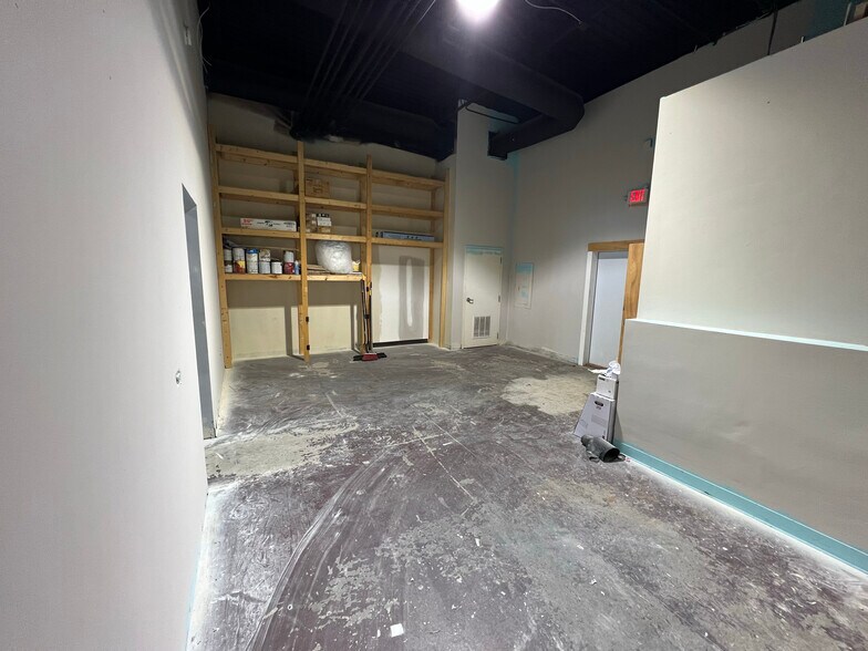 More Photos Of 150 Athens Hwy, Loganville Storefront For Lease