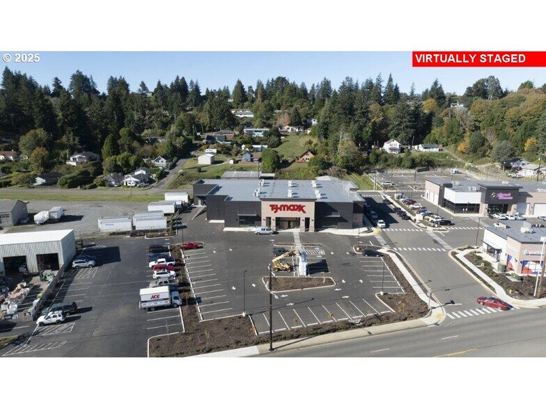 More Photos Of 1233 Teakwood Ave, Coos Bay General Retail For Sale