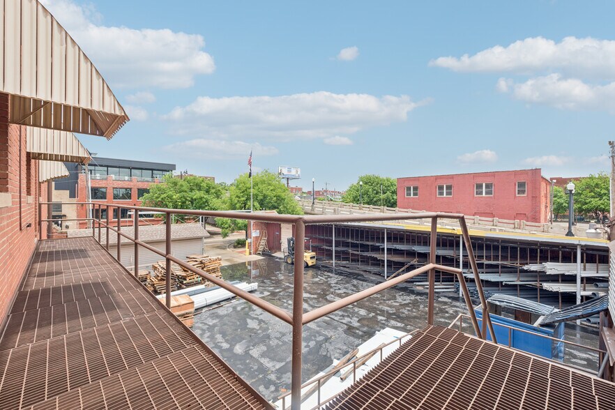 More Photos Of 120 E Main St, Oklahoma City Freestanding For Sale