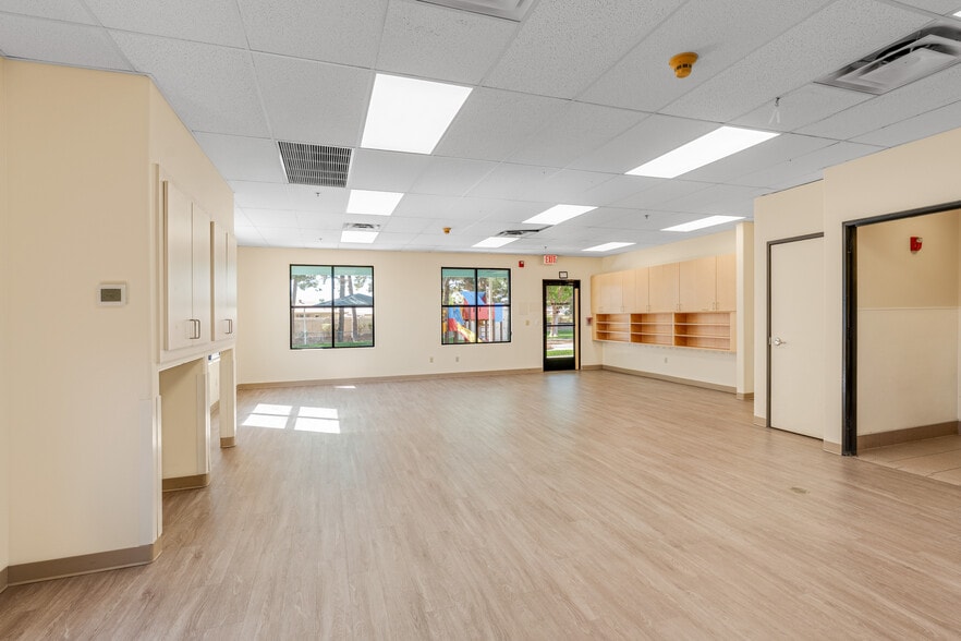 More Photos Of 1151 W Ray Rd, Chandler Daycare Center For Sale