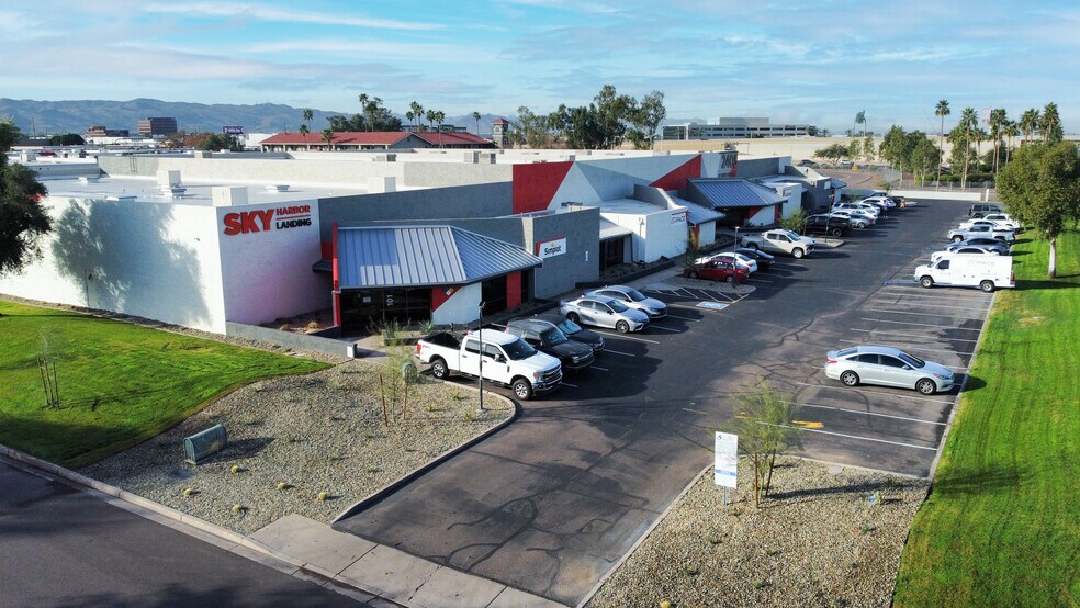 More Photos Of 912 S Park Ln, Tempe Unknown For Lease