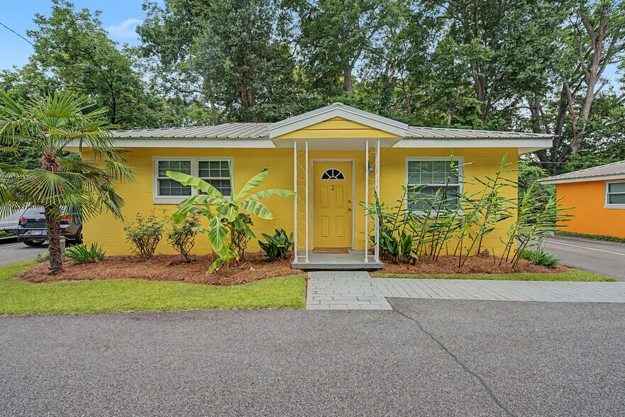 More Photos Of 559 Pulaski St, Athens Specialty For Sale