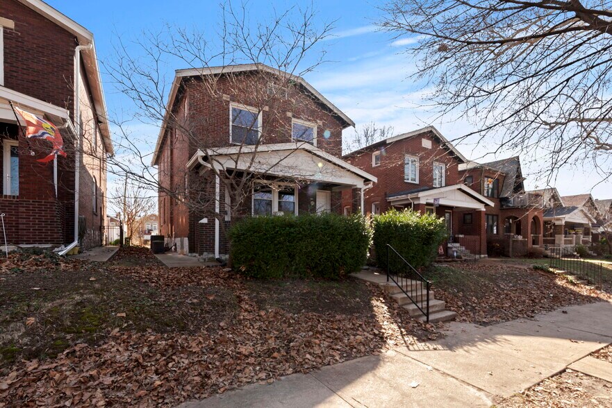 More Photos Of 5510 Lisette Ave, Saint Louis Multifamily For Sale