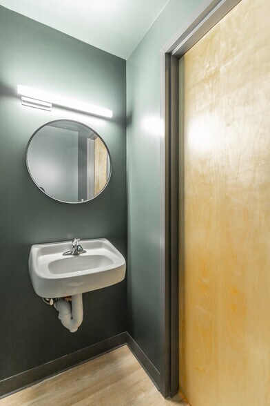 More Photos Of 929 Spring Creek Rd, Chattanooga Medical For Lease