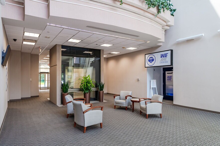 More Photos Of 500 Lincoln Park Blvd, Kettering Unknown For Lease