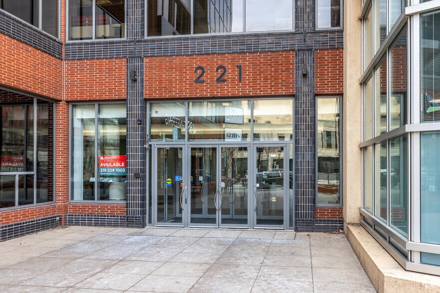 More Photos Of 221 3rd Ave SE, Cedar Rapids Unknown For Lease