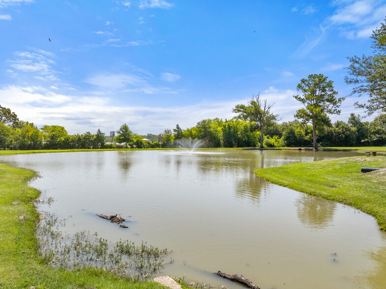 More Photos Of 10855 US Highway 69 N, Tyler Trailer Camper Park For Sale