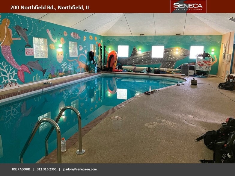 More Photos Of 200 Northfield Rd, Northfield Medical For Sale