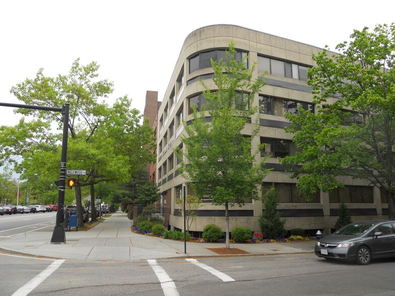 More Photos Of 1842 Beacon St, Brookline Medical For Lease