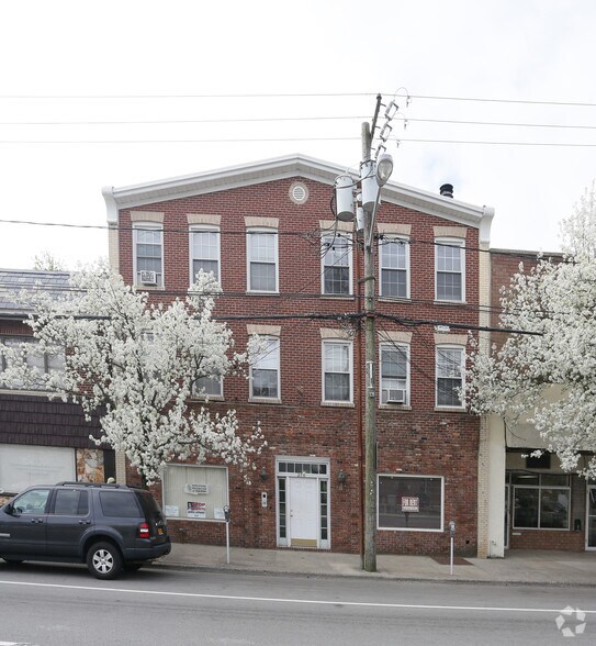 More Photos Of 270 Jericho Tpke, Floral Park Office For Lease