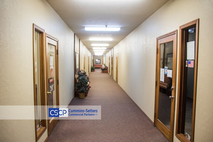 More Photos Of 4417 W Gore Blvd, Lawton Medical For Sale