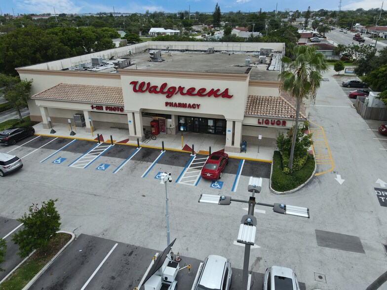 More Photos Of 2501 Broadway, Riviera Beach Drugstore For Sale
