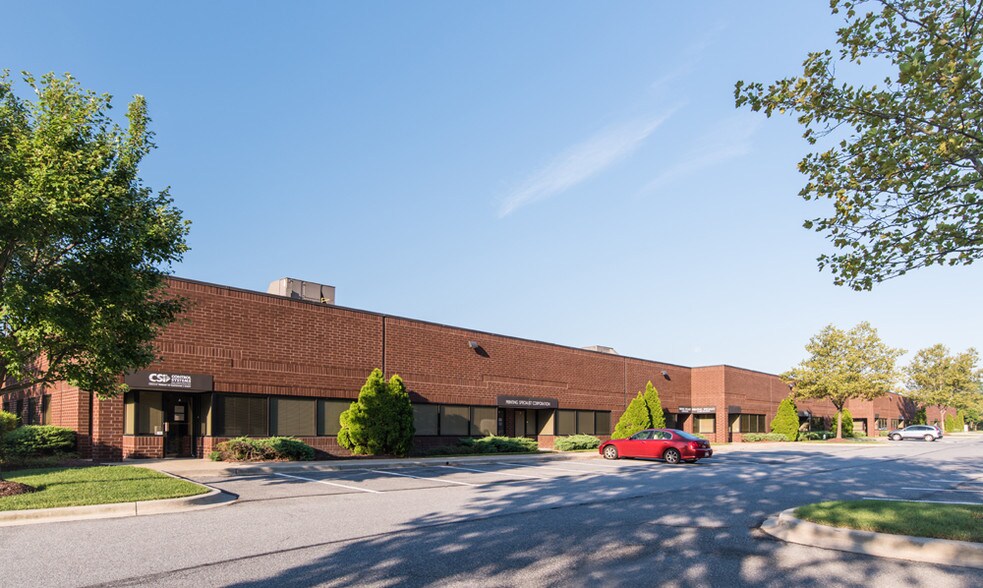 More Photos Of 910 Cromwell Park Dr, Glen Burnie Unknown For Lease