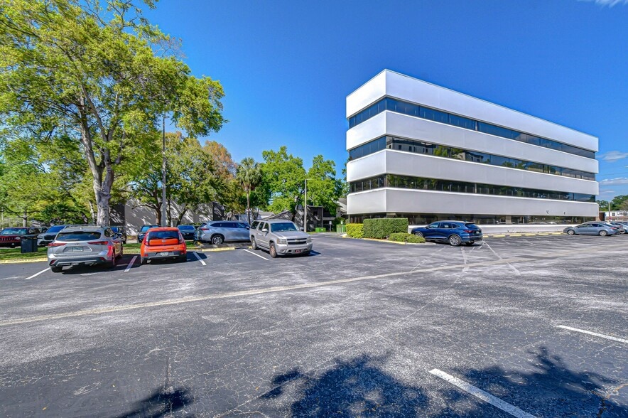 More Photos Of 4710 N Habana Ave, Tampa Medical For Sale