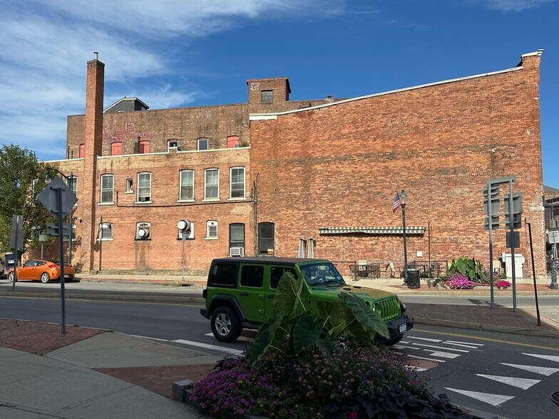 More Photos Of 162-164 Glen St, Glens Falls Storefront Retail Residential For Sale