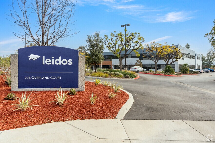 More Photos Of 924 Overland Ct, San Dimas Office For Lease