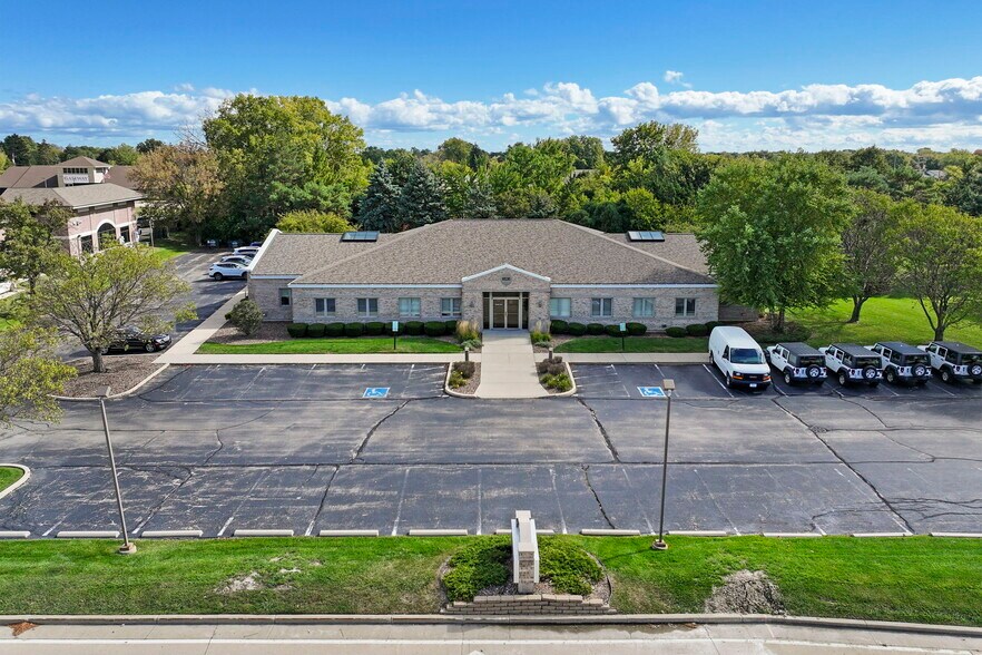 More Photos Of 6535 Green Bay Rd, Kenosha Medical For Sale